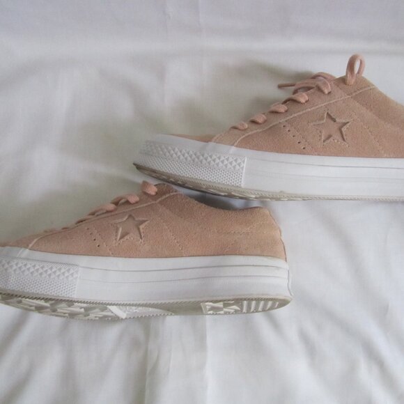 Converse One Star Suede Low Top - Women's Size 7 - Picture 2 of 5